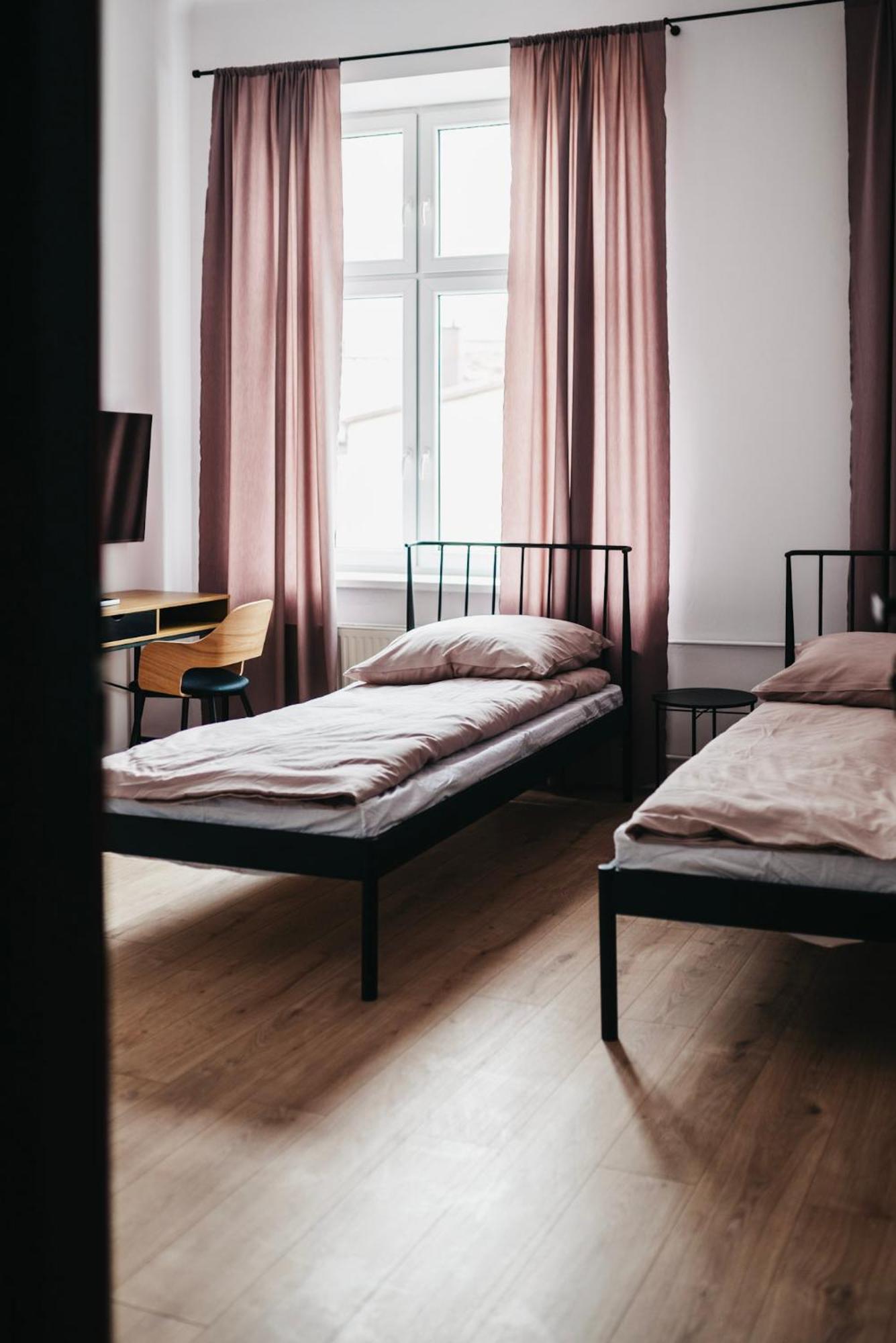 Hostel Kamienica 9 Sosnowiec Buitenkant foto